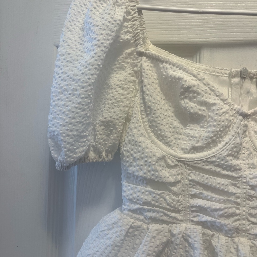 White Puff-Sleeve Tiered Mini Dress size 2 - Picture 5 of 13